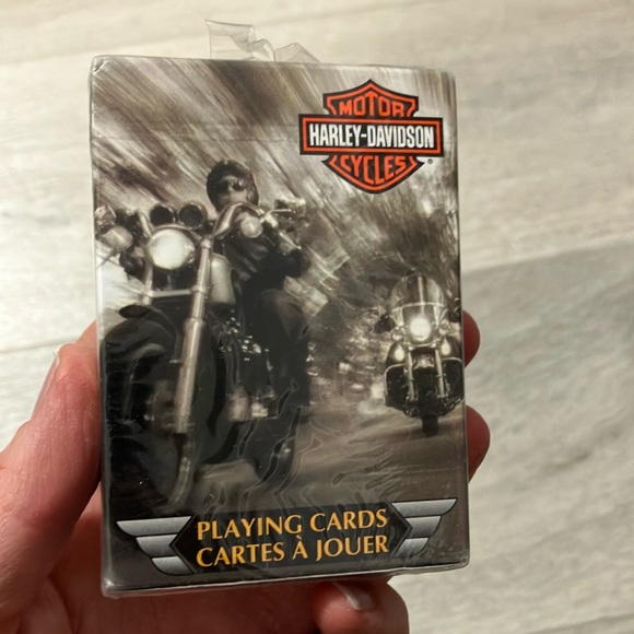 Harley Davidson playing cards. New in package. - Picture 1 of 4